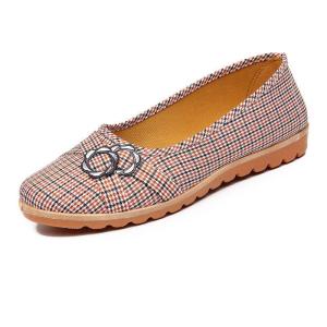 รองเท้าผ้าสไตล์ปักกิ่งแบบเก่าสำหรับผู้หญิงรองเท้าใส่ทำงานแบบสวมเท้าพื้นยาง TPR พื้นนิ่มกันลื่นแมทช์ลุคง่ายใส่เดินเล่นในลานกว้างสำหรับฤดูใบไม้ผลิและฤดูใบไม้ร่วงรองเท้าชั้นเดียว