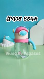 ZA3230 Botol Minum Space Bear Topi Game Boy 400ml / Botol Air Minum Anak Sedotan Karakter Lucu - PEGASUS JAKARTA