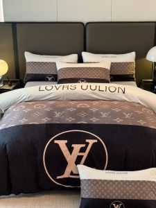 Luxurious Thickened Milk Velvet Four-Piece Bedding Set Winter Warm Flannel Bed Canopy Style Main Bedroom Bedding Envelope Style