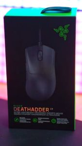 Chuột có dây Razer DeathAdder V3-Ultra-lightweight Ergonomic Esports Mouse_Mới hàng chính hãng