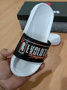 KIDZTUBS Sandal Anak Laki Laki Karet Slip On Selop Slide Jepit Karakter Hitam 6 10 Tahun Kaki Fashion 1958100124