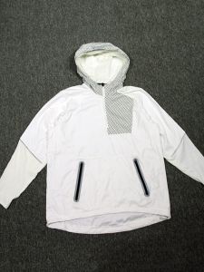 เสื้อแจ็คเก็ตกันลมกันลมสำหรับผู้ชายไซส์ใหญ่ ฤดูใบไม้ผลิและฤดูใบไม้ร่วง แจ็คเก็ตกันลมแบบมีฮู้ด ครึ่งซิป แจ็คเก็ตสเวตเตอร์ลำลอง