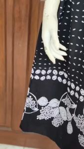 (COD) DASTER YUKENSI AIRA HITAM PUTIH BUNGA BATIK CAP