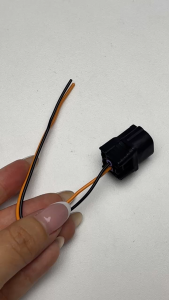 ปลั๊กหัวฉีด (2 สาย) - Wave 110i/125i / Click 125i/150i / PCX 150 / MSX / Scoopy i / GT125 / Fino 125 และ YAMAHA  [2000833024]