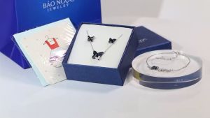 Bông Tai Nữ (BẠC THẬT KHÔNG RỈ) Khuyên Tai Bạc Hình Con Bướm Xanh Ngọc - B2565 - Bảo Ngọc Jewelry