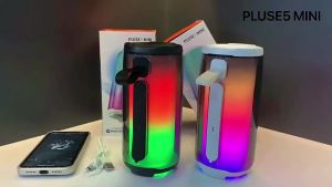 Xung Mẫu Mới PLUSE5 Loa Bluetooth Quà Tặng Sáng Tạo Đèn Màu Máy Tính Để Bàn Thẻ Loa Siêu Trầm TWS Câu Đối