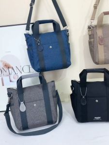 พร้อมส่ง anello กระเป๋าสะพายข้าง/ถือ สะพายไหล่ 967 ผู้หญิงแฟชั่น ผ้ากันน้ำ100% แบบใหม่ ช่องเยอะปรับสายได้ ใส่ได้ทุกสไตล์