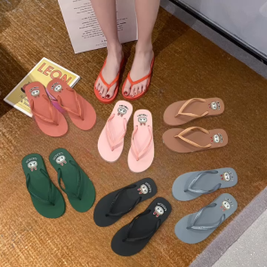Dép Tông Kẹp Nữ Xỏ Ngón Chống Trượt Thoải Mái Thời Trang Mùa Hè D043