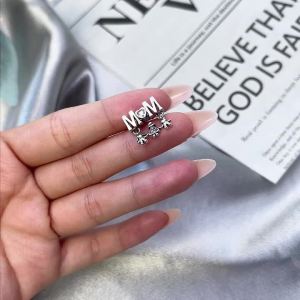 Mặt Dây Chuyền Bạc 925 Sterling Đính Đá CZ Zircon Hình Trái Tim Hồng Kiểu Dáng Cổ Điển Làm Quà Tặng Cho Mẹ Hoặc Bạn Bè Dùng Để Tự Làm Vòng Tay Nữ.