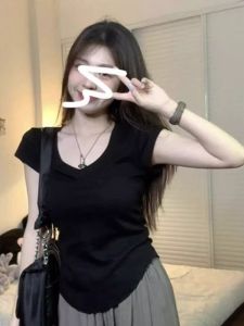 Áo Thun Cotton Tay Ngắn Cổ Chữ V Màu Đen Phong Cách Mỹ Cho Nữ Mùa Hè Mới Dáng Ôm Vừa Vặn Thon Gọn