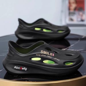 Mens Outdoor Sports Water Shoes Full Coverage Slip-On Beach Sandals Breathable Comfortable EVA Casual Shoes for Spring Autumn