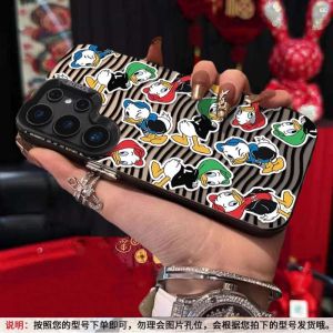 S30 Ultra Cute Cartoon Duck Wave Design Phone Case Full Cover Anti-Fall Fashionable Matte Silver Hard Shell for Women Samsung S25