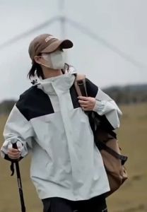 เสื้อแจ็กเก็ต เสื้อกันลม กันน้ํา มีฮู้ด กันลม สําหรับผู้ชาย ผู้หญิง เดินป่า ตั้งแคมป์ เล่นกีฬา กลางแจ้งBIG SIZE