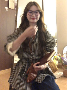 เสื้อเชิ้ตลายสก็อตคอโปโลผู้หญิงสไตล์เกาหลี ทรงหลวม แขนยาว ปกติ ฤดูใบไม้ผลิ 2025 ฤดูใบไม้ร่วง ฤดูหนาว ผ้าฝ้ายผสม