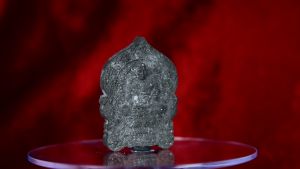 หลวงปู่มหาศิลา นั่งพาน (2564) รวยพันล้าน 2613/2945 ปี พิมพ์ใหญ่ เนื้อนิล(ดำ)/ฝังพลอย/เกษา โค๊ดให้เลือก