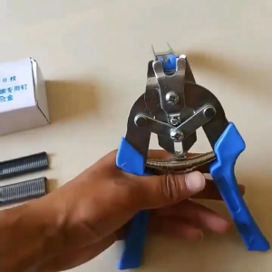 Pigpen Pliers + 600 Pieces M Nail Pliers Fences Fences Wire Rings Gabion Nets Poultry Cages Installa