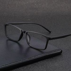 Kính Đọc Sách Siêu Nhẹ TR90 Hình Vuông Dành Cho Nam Và Nữ Chống Ánh Sáng Xanh Chất Lượng Cao Tròng Kính Polycarbonate Dùng Được Khi Xem Điện Thoại