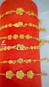 Lắc tay hoa mai 2 chỉ chuẩn màu 24.k cao cấp