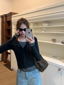 Áo Thun Dài Tay Sọc Tầng Phong Cách Thu Gọn Đẹp