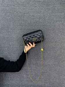 Elegant Ladies Chain Crossbody Bag Fashionable Mini Square Bag Soft PU Material Magnetic Buckle Closure Ins Style Pure Color