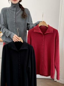 เสื้อคาร์ดิแกนถักแขนยาวคอปกเล็กสีพื้นสไตล์เกาหลีสำหรับผู้หญิงไซส์ใหญ่ เสื้อคลุมกันหนาวแบบอเนกประสงค์ เสื้อผ้าทำงานสไตล์เกาหลี