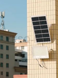 【5-year warranty】1600W/500W Solar Outdoor Light High-Power Solar Street Light LED Lampu Solar Luar Rumah Automatik IP67 Waterproof Solar Spotlight Flood Light Human Radar Sensing