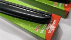 ใบปัดน้ำฝนรถยนต์ WIPER BLADE AERO แบรนด์ DIAMOND EYE (กล่องสีเขียว) แบบคู่ เกรดยางพรีเมี่ยม มีขนาดตั้งแต่ 14-26 นิ้ว
