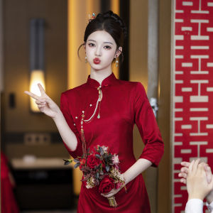 Elegant Red Dress Chinese Style Wedding Dress Artistic Retro Cheongsam Dress for Engagement Low Slit Breathable Seven Sleeve