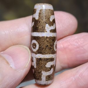 38.3mm aged Tibetan Xang Xung (Zhang Zhung) 3 Eyes Dharma Vajra Dzi with red spots pendant (with certificate free necklace cord) 西藏老矿象雄满朱砂三眼莲师法器天珠(带证书送项链绳)