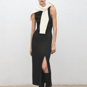 PIAOYA | Black Sleeveless Waist-Slimming Slit Dress Elegant and Graceful
