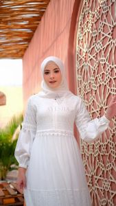 AYESHA Gamis Putih Brokat Wanita Mewah Elegan Terbaru