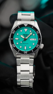 SEIKO 5 Sports SRPK33K1 5KX SKX Sports Style Midi Teal Dial Stainless Steel Strap