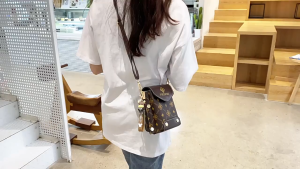 【Ready stock】2026 High Thick Quality Shoulder Bag for Women Sling Bag Casual CrossBody Bag Korean Leather Bag