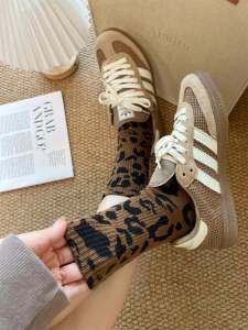 Autumn Winter Womens Mid-Calf Socks Sporty Style Grey Long Socks Trendy Leopard Print Chunky Socks Match with De Xin Shoes