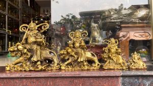 Tượng triệu công minh cưỡi hổ bằng đồng phong thủy 4 cỡ: Cao 12cm 22cm 30cm 37cm
