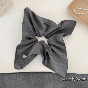 ผ้าพันคอลายทางสีเทา รุ่นใหม่ 2025 ยางยืดสำหรับผู้หญิง ยางรัดผม ประดับผม แฟชั่น ฤดูใบไม้ผลิ 2024 แบรนด์ MichuGo