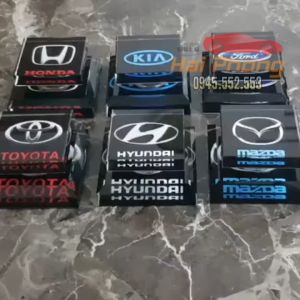 Nước hoa pha lê cao cấp đặt taplo xe hơi ô tô logo hãng xe Toyota Mazda Ford Kia Hyundai Honda