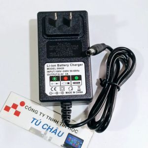 Adapter sạc Pin Li ion 8.4V - 2A cho mach sạc 2S điện áp từ 7.4V đến 8.4V / Đầu cắm 5.5mm x 2.1mm