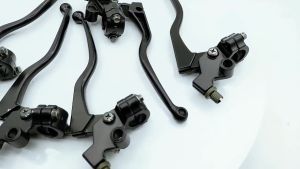 2Pcs Universal Handle Lever Brake Lever Clutch Lever 1set (LEFT/RIGHT) Motorcycle Lever Motorcycle Accessories