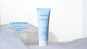 CHYEVON Triple Performance Brightening & Rejuvenating Lotion 100g Brightening MoisturizingPerfumed Lightweight Non-Sticky Pro-XeaNia Tech & Deep Sea Kelp Extract & Pro-Xylane & Niacinamide