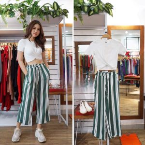F675 Áo Croprop Ôm Body Cổ Tròn Tay Ngắn Xoắn Eo