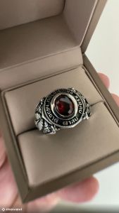 Jewelstreet แหวนผู้ชาย เงินแท้925 ฝังพลอย แหวนเงินแท้: นิยมใหญ่สำหรับกับความสวยงามและความหวานของคุณ