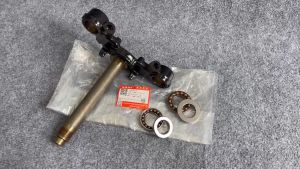 Chảng 3 Suzuki En150 Kèm Vòng Bi