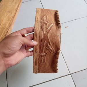 Peci kulit kayu honai motif pedang tinggi 8 9 10 11 12