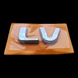 Aksesoris Mobil Baru: Emblem Logo Panther Isuzu Turbo LV LS 2.5L Type Mobil Tulisan Krom dengan Perekat Plug & Play