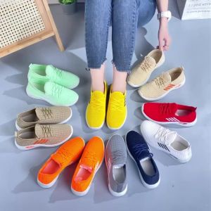 CUCI GUDANG Sepatu Sneakers Wanita Sepatu Sport Lentur GARIS Terbaru SW0090