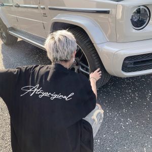 เสื้อยืดแขนสั้นผู้ชาย 100% ผ้าฝ้ายแท้ สไตล์อเมริกัน ทรงหลวม ลำลอง แฟชั่นสตรีท แขนกุด คอกลม ลายตัวอักษร เสื้อผ้าทำงาน