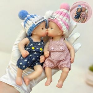 ตุ๊กตาซิลิโคนเนื้อแน่นขนาด 15 ซม. ล้างทำความสะอาดได้ รุ่น Bettie Palm สำหรับเด็กผู้ชายและเด็กผู้หญิง ผิวสีทาสัมผัสนุ่มเหมือนจริง