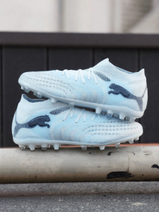PUMA | Short Cleat Football Shoe