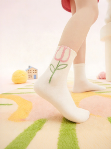 Miss Curiosity | Cute and Breathable Warm Cotton Ankle Socks for Women